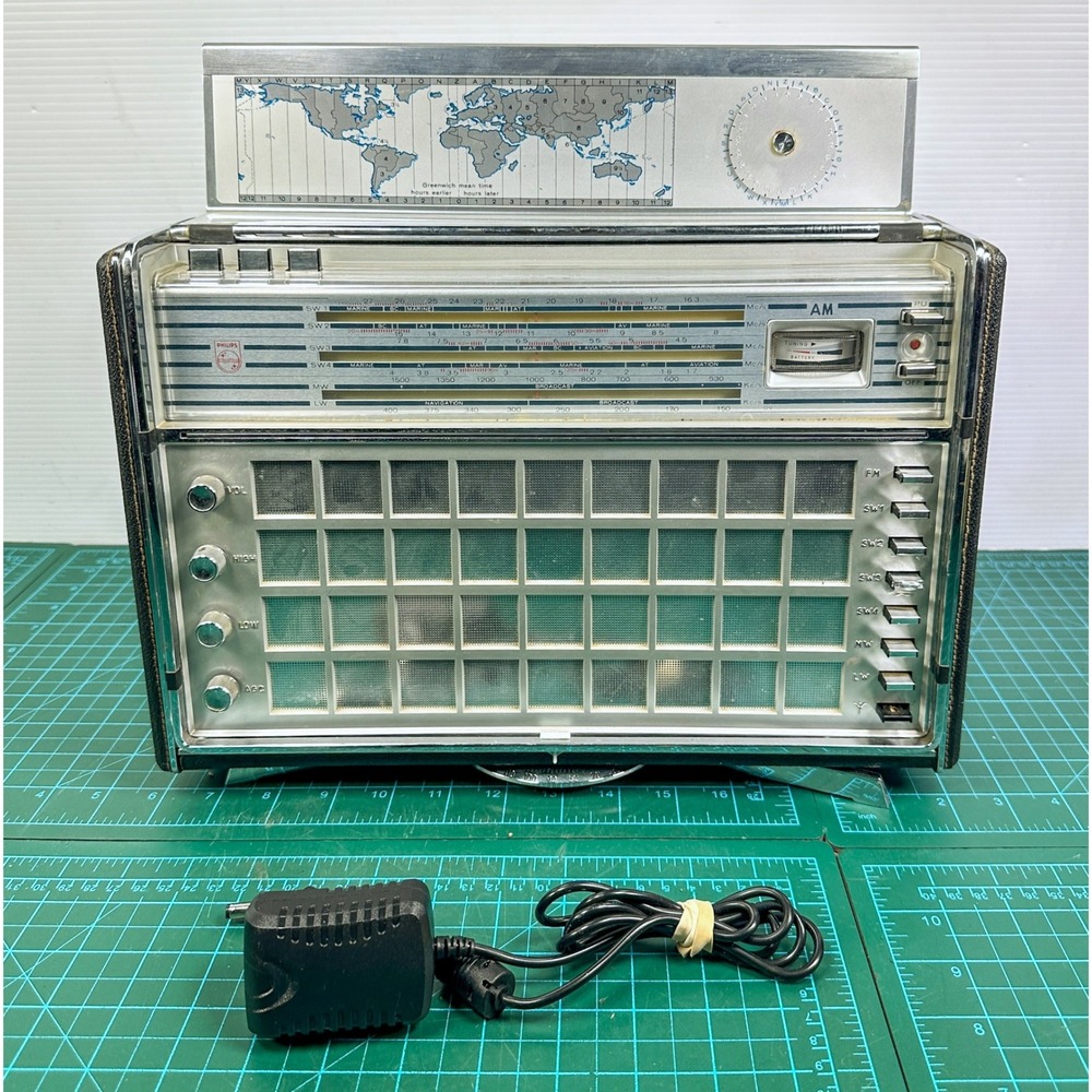 Philips L6X38T Transworld De Luxe Multi Band Radio James Bond Working Vintage